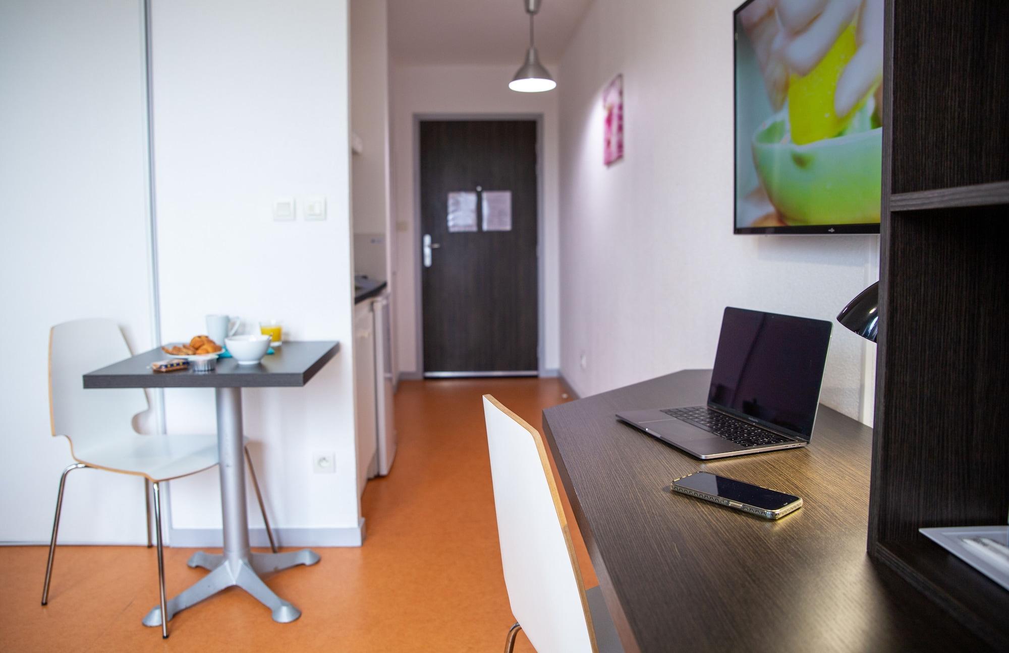 Comfort Aparthotel Besancon Hauts Du Chazal Ngoại thất bức ảnh
