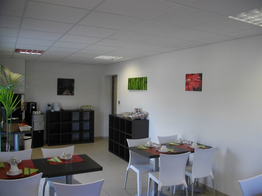 Comfort Aparthotel Besancon Hauts Du Chazal Ngoại thất bức ảnh