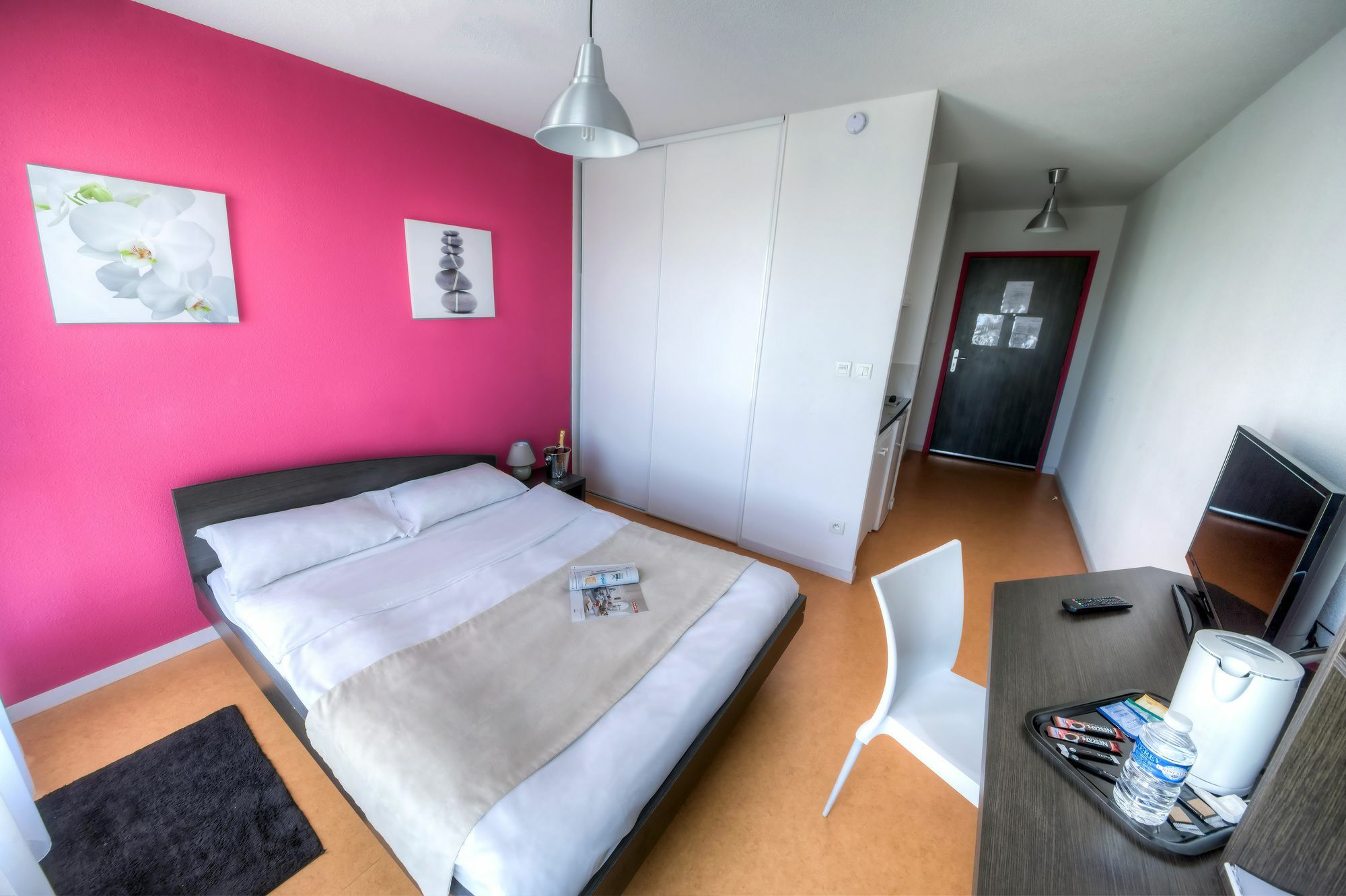 Comfort Aparthotel Besancon Hauts Du Chazal Ngoại thất bức ảnh