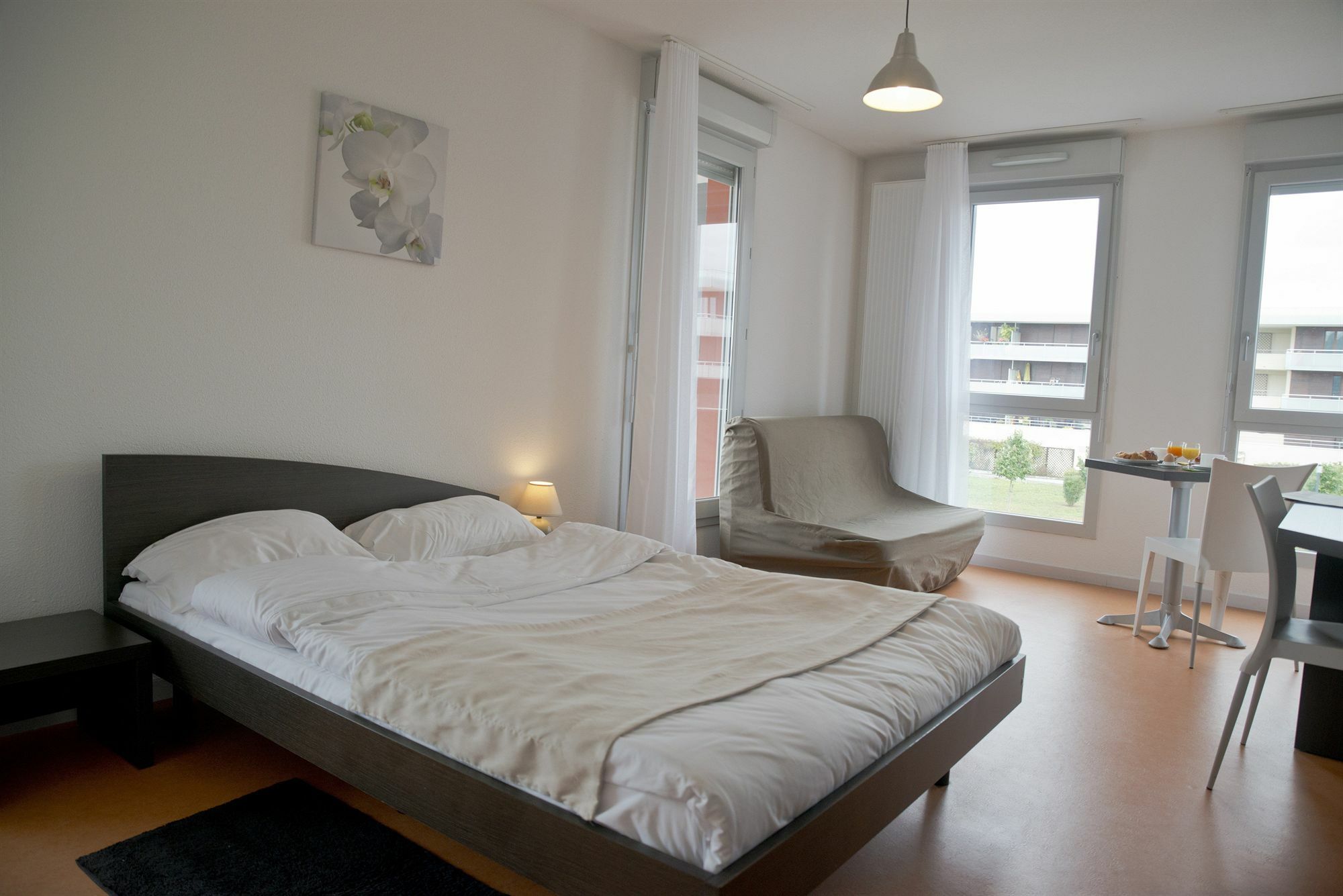 Comfort Aparthotel Besancon Hauts Du Chazal Ngoại thất bức ảnh